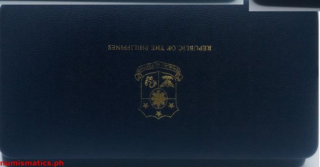 1975 (8) Proof Coin Box 2