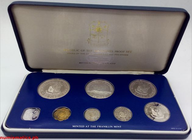 1979 (8) Proof Coin Set Box Open