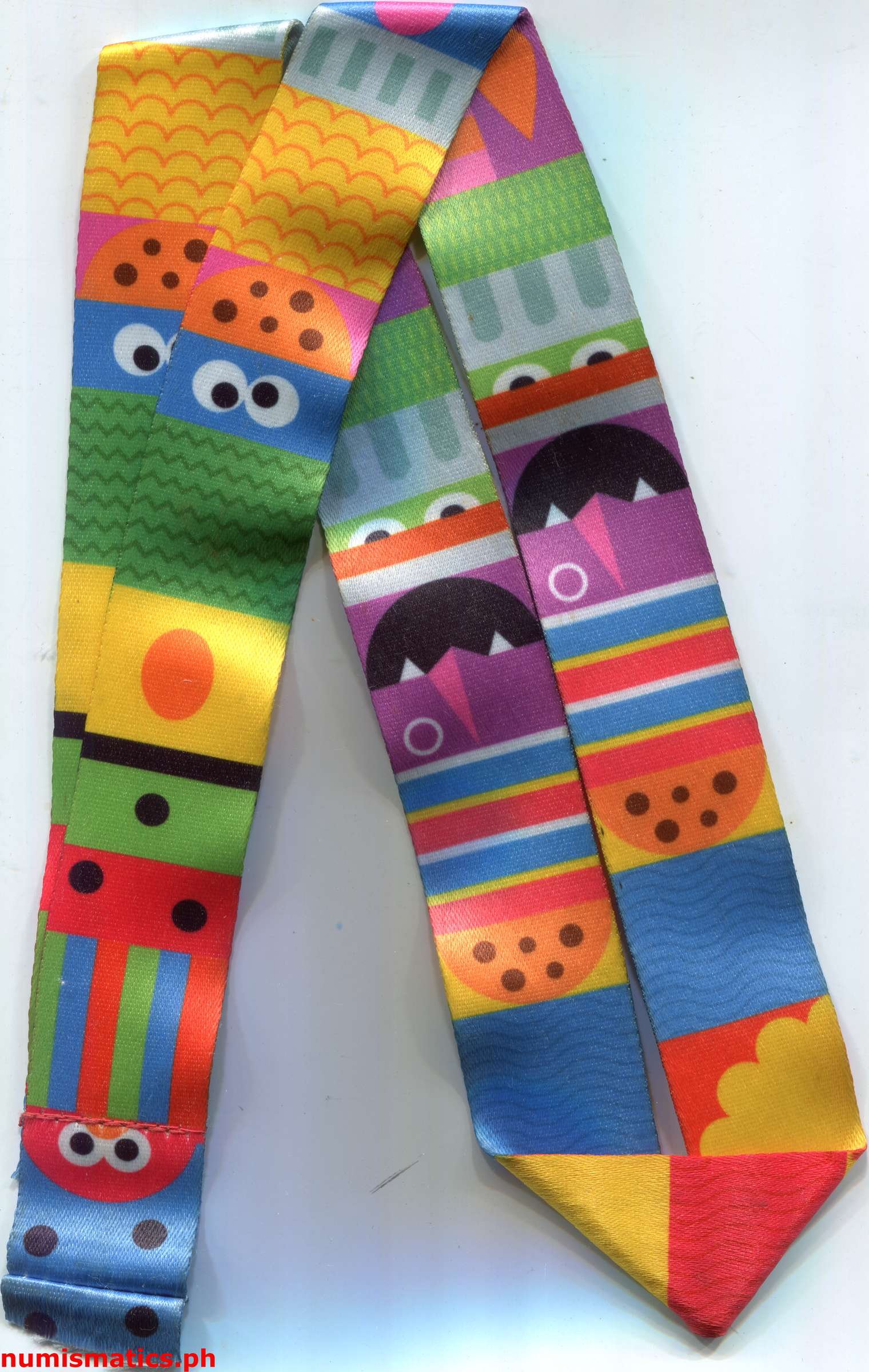 2019 Sesame Street Run Finisher Medal A000309 Ribbon